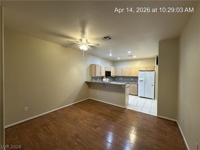 Photo - 7450 S Eastern Ave Unidad 1125