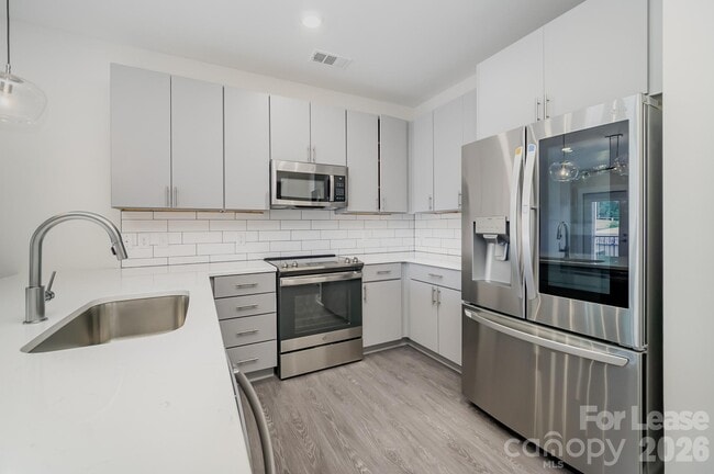 Photo - 3630 N Davidson St Unit 2209