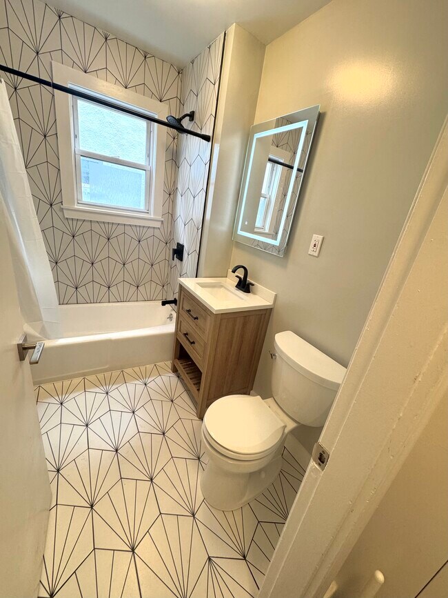 Photo - 16 Windsor Rd Unit 1