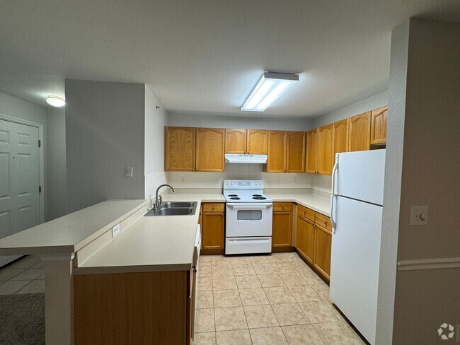 Building Photo - Gated Community - 1 Bedroom minutes to Ame... Rental