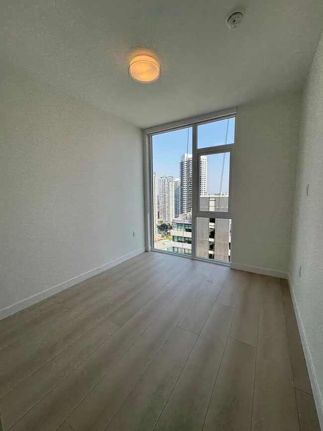 Photo - 13573 98A Av Unit 2110