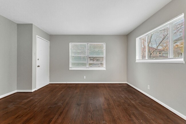 Photo - 1 Bedroom, 1 Bath Apartment in historic Munger Place!