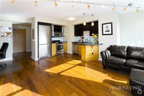 Building Photo - 177 Townsend St Unit ["620"] Rental