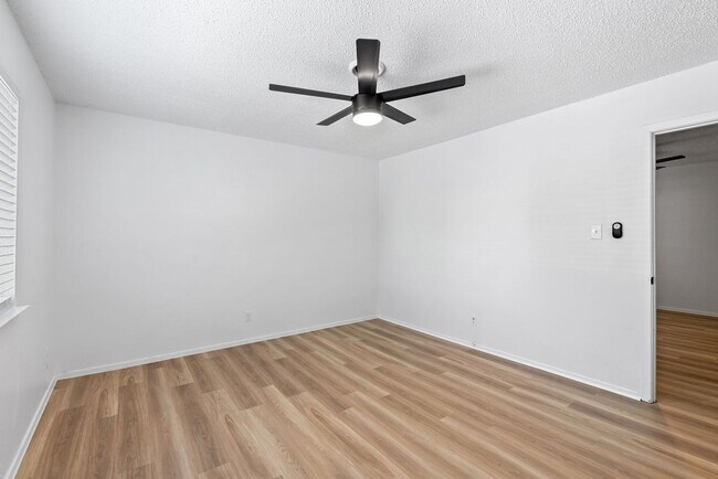 Worthington Apartments