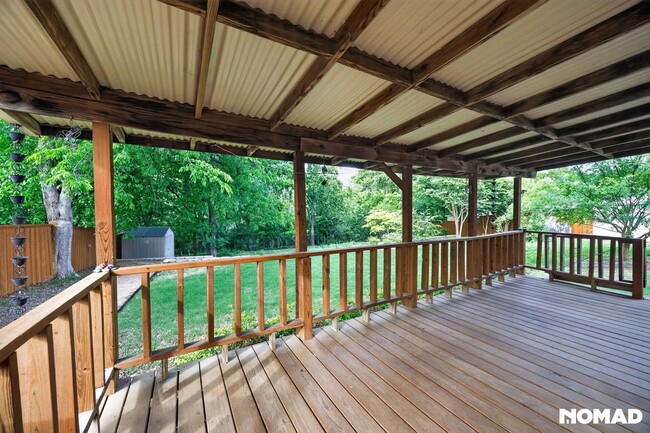 Photo - 2505 Briarwood Dr