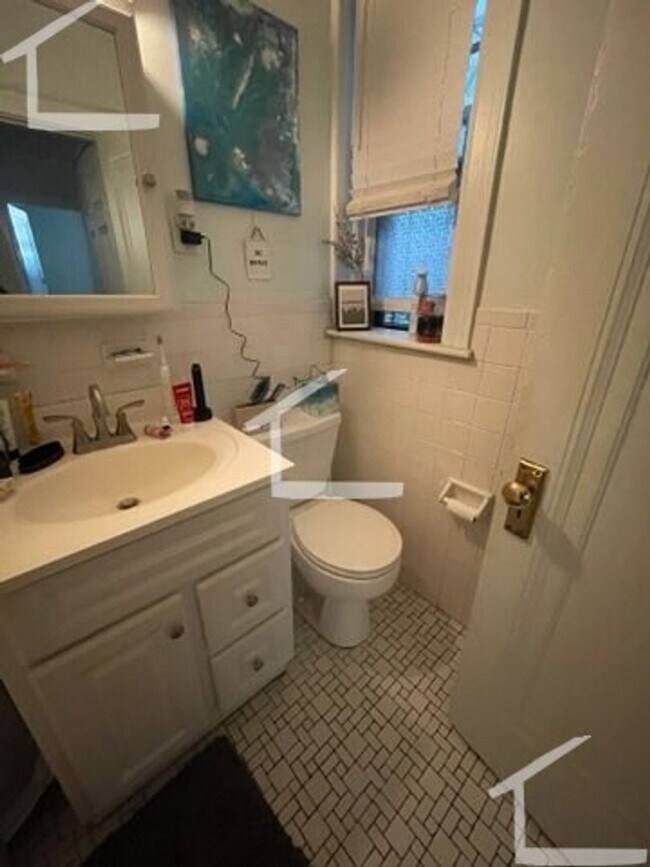 Photo - 118 Strathmore Rd