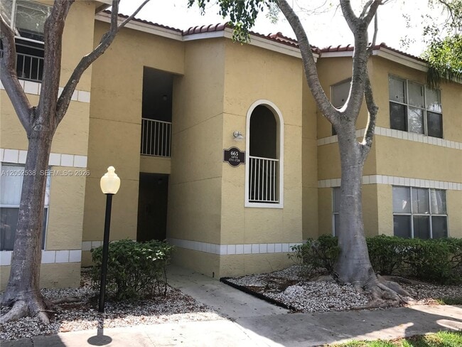 Building Photo - 663 Vista Isles Dr Unit 1715