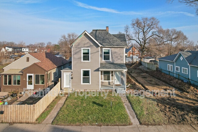 Building Photo - 43 N Beville Ave
