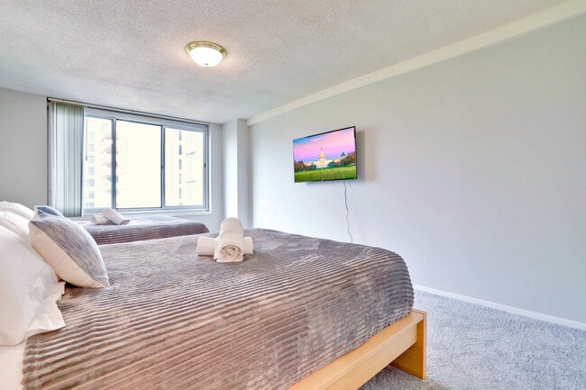 Photo - 2111 Richmond Hwy Unit FL8-ID1022390P