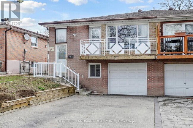Photo - 225 Pineway Blvd