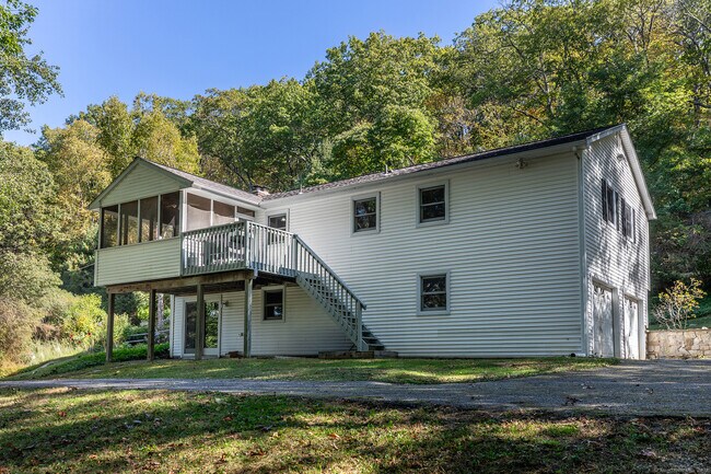 Photo - 254 Candlewood Lake Rd N