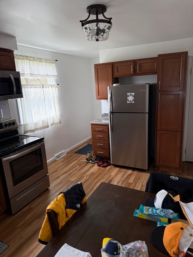 Photo - 129 Carr Rd Unit 129 Carr Road