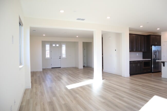 Photo - 5288 Fandango Loop