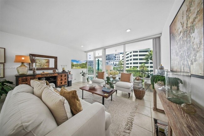 Photo - 1408 Brickell Bay Dr Unit 418