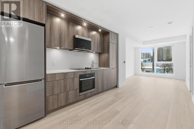 Photo - 25 Cordova Ave Unité 313