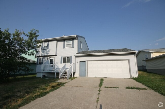 Building Photo - East end rental near Malmstrom AFB