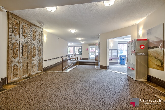 Photo - 103-114 14 Ave SW