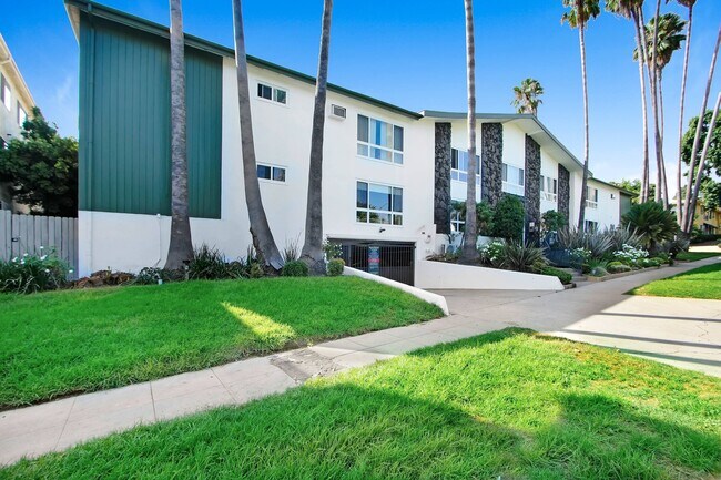 Photo - 1545 North Laurel