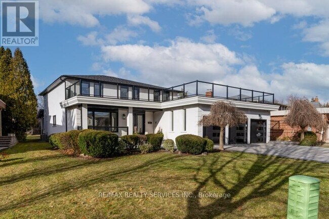 Photo - 30 Queen Post Dr