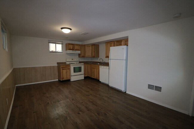 Photo - 1719 Laramie St Unit 2