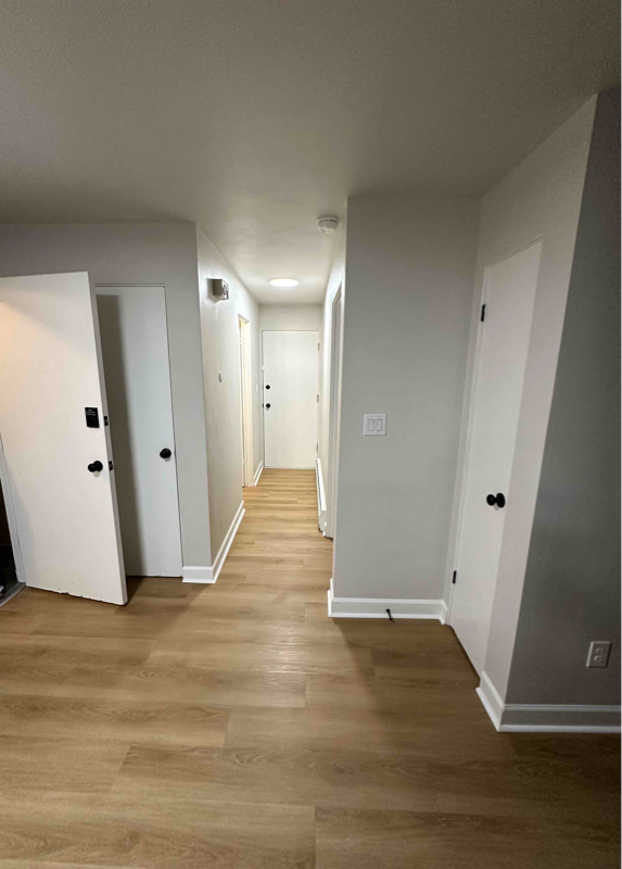 Building Photo - 2430 5th Ave Rental