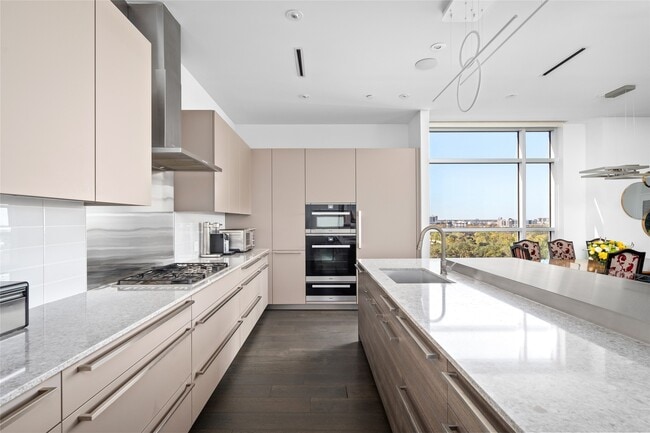 Building Photo - 3331 D'Amico St Unit 904