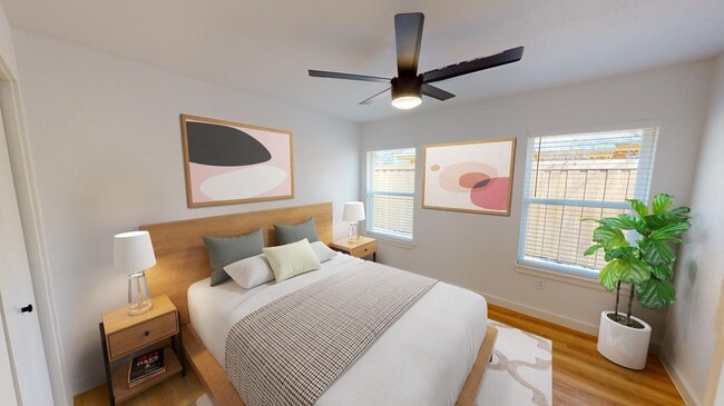 Photo - 215 N Jester Ave