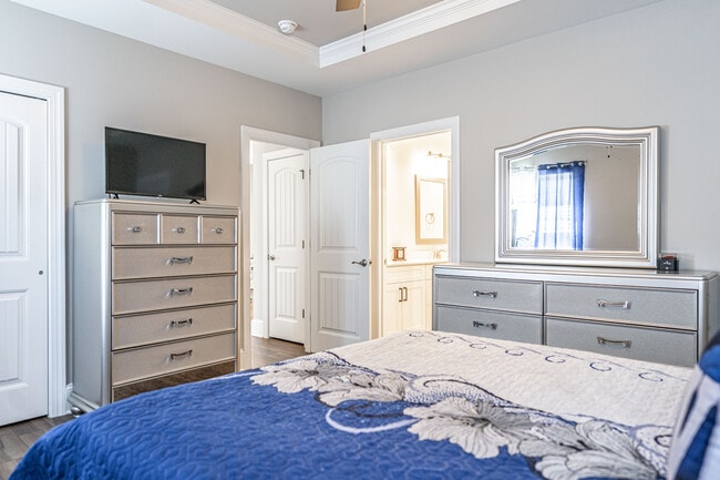 Photo - 315 Mashie Ct