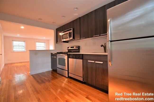 Photo - 67 Wyman St Unit 4