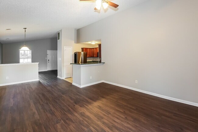 Photo - 12110 Stewarts Crossing Dr