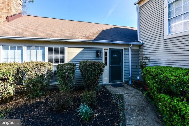 Building Photo - 4624 Governor Kent Ct