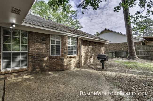 Photo - 502 Pelahatchie Shore Dr