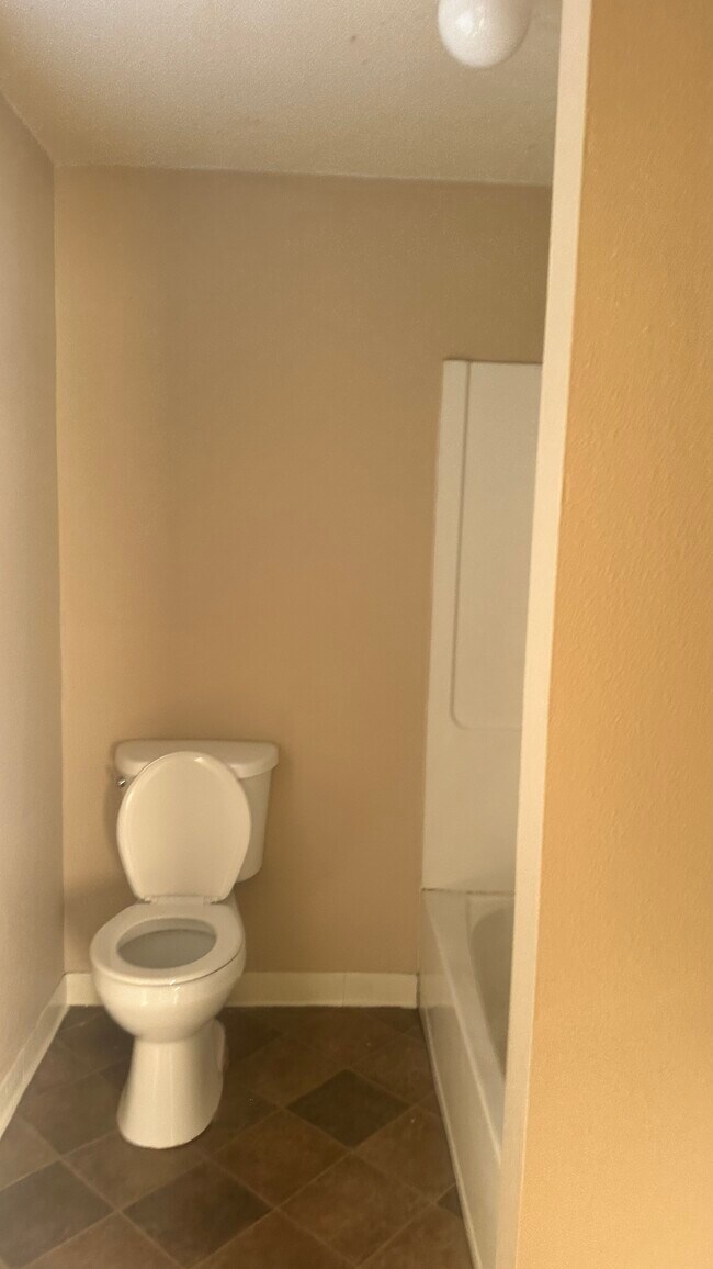 Photo - 6900 Cottage St