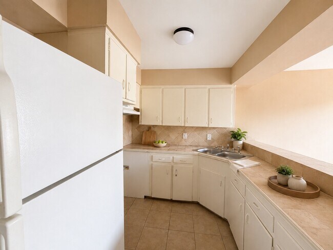 Photo - 1204 St Joseph St Unit 6