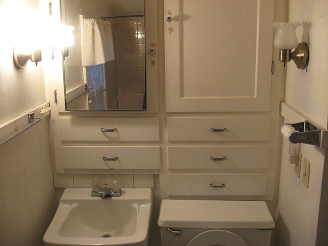619 E Parkway Ave Unit 619-B