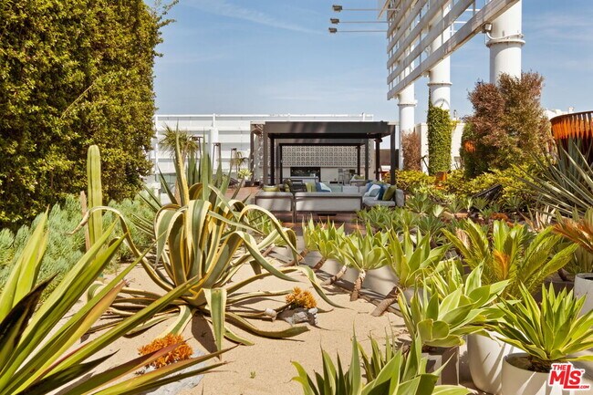 Photo - 6250 Hollywood Blvd Unit 10J