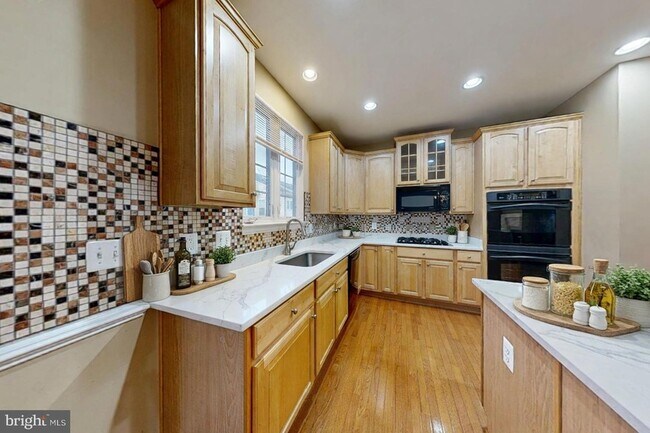 Photo - 9321 Hundith Hill Ct