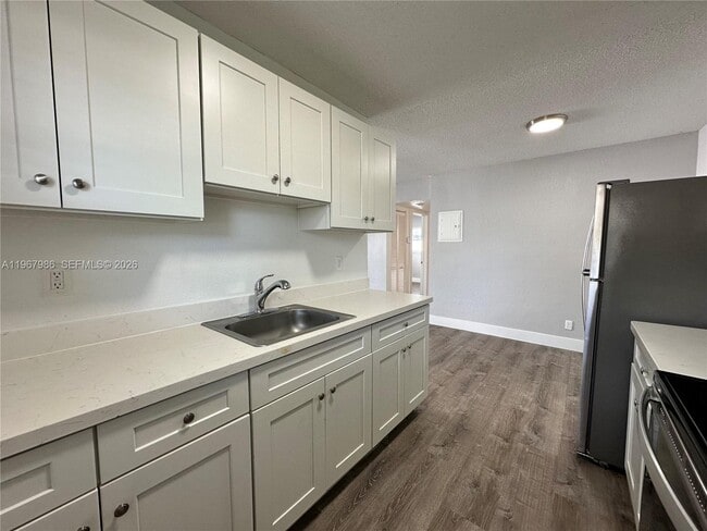 Photo - 3616 NE 11th Ave Unidad 4