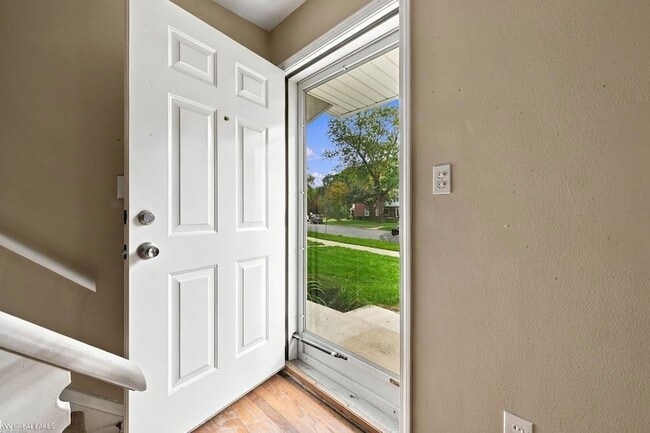 22998 Gary Ln