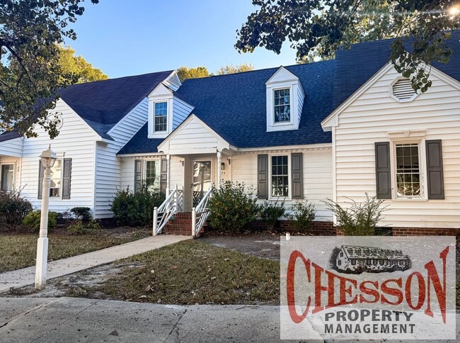 Photo - 925 S Hornbeam Dr