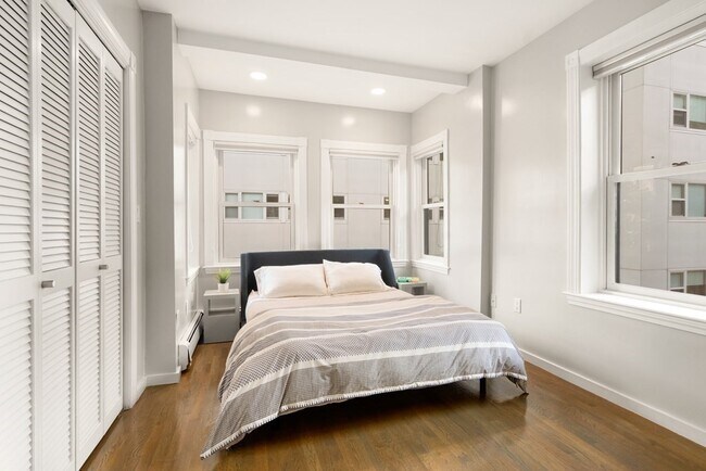 Photo - 203 Saint Botolph St Unit 4