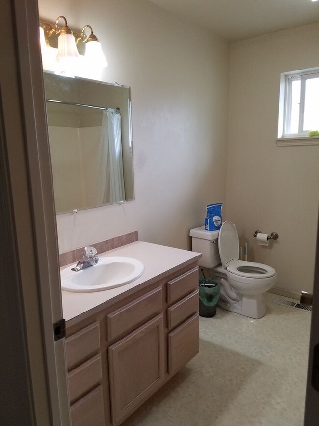 Photo - 4 bedroom 2 bath home in Bozeman with double attached garage