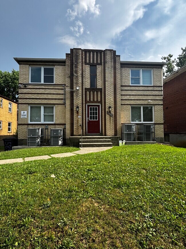 Photo - 1589 Summit Rd Apartments Unit 5