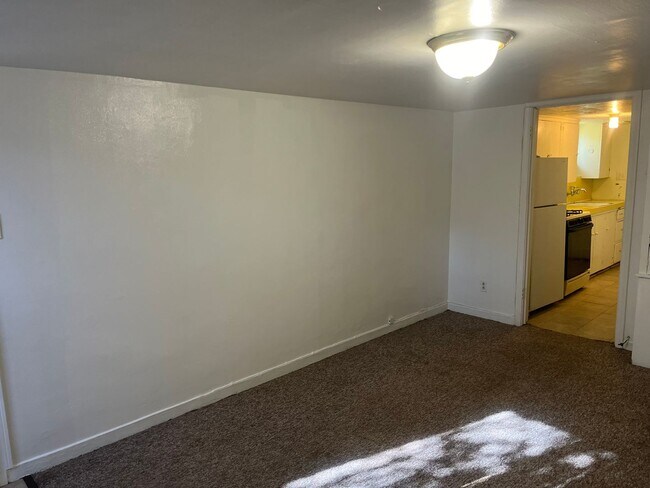 Photo - Peaceful Studio Apartment Near the Utah Ca... Unit 5