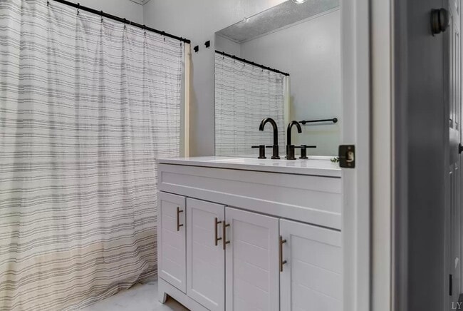 Photo - 246 Poor House Rd