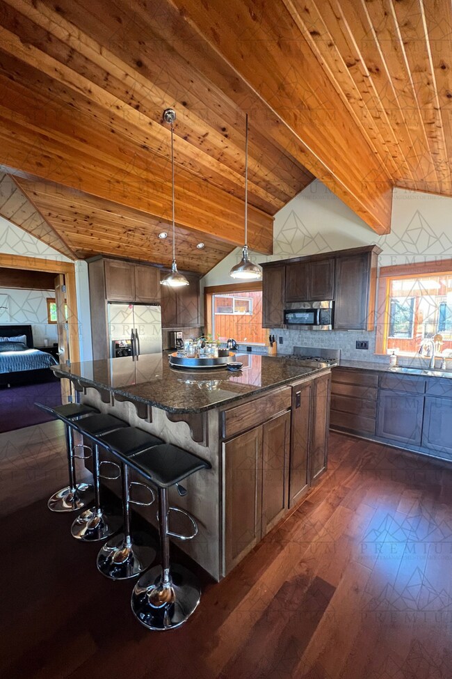 Photo - Fully Furnished Hood River Home