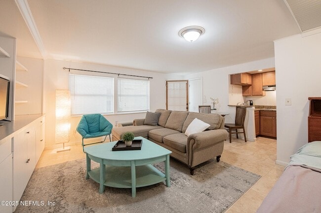 Photo - 4 20th Ave S Unit LOWER