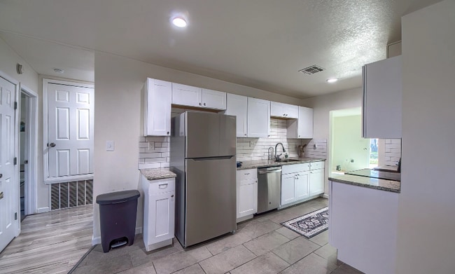 Photo - 4906 Melvin Dr