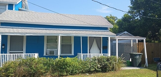 Building Photo - 309 Eastwood Ln Unit 2