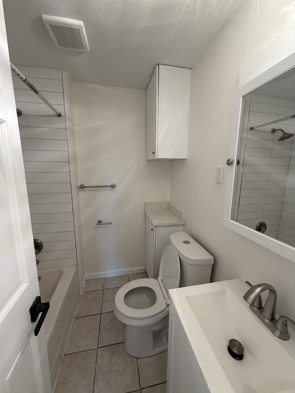 Photo - 4345 W 48th St